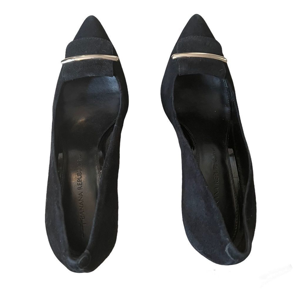 Banana Republic Black Suede Buckle Pumps 7.5 - Picture 6 of 8